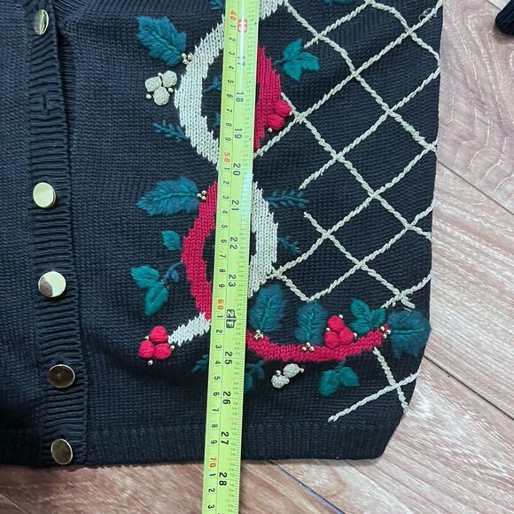 Dressbarn Christmas Cardigan Sweater Size 18/20 Black Mistletoe Embroidered - Picture 4 of 7